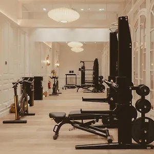 Pulitzer Hotel